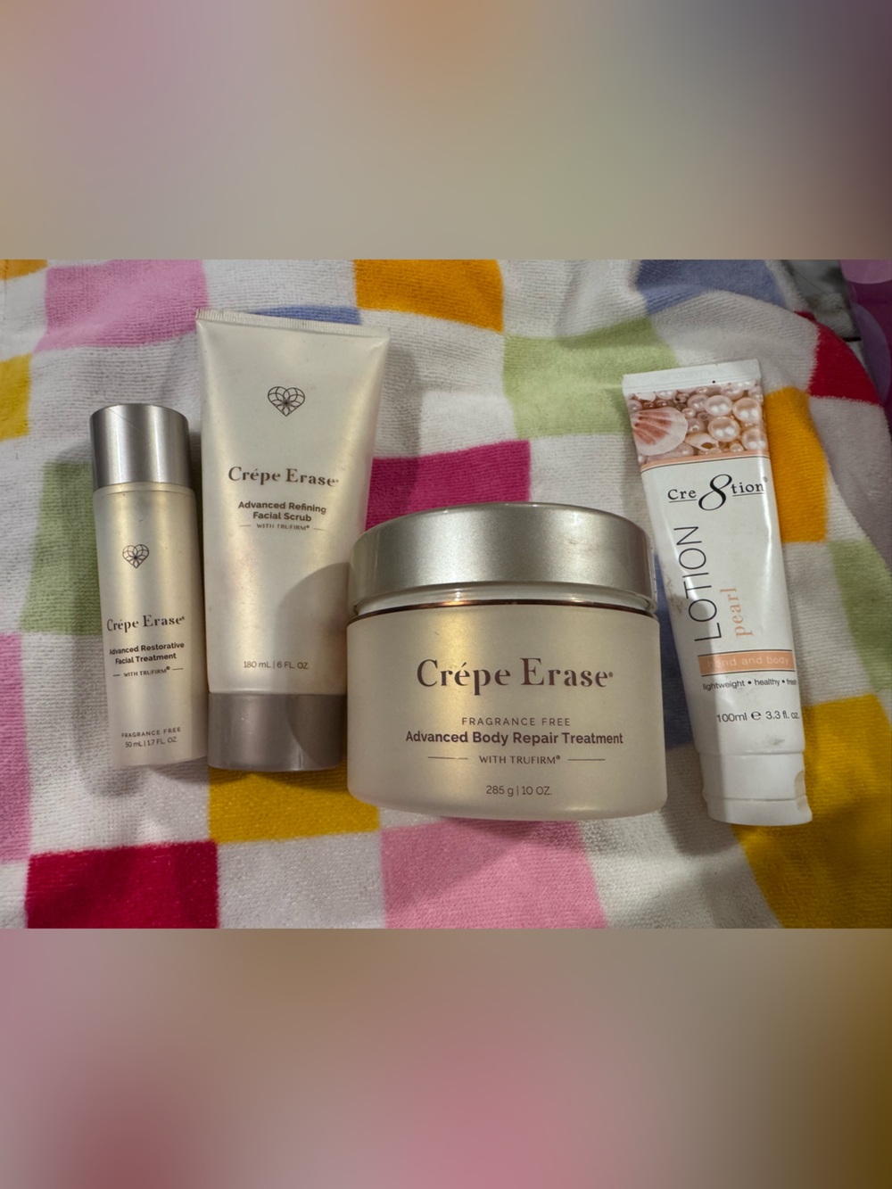 Complete set Crêpe Erase Advanced Body Repair Treatment – 80% remaining.